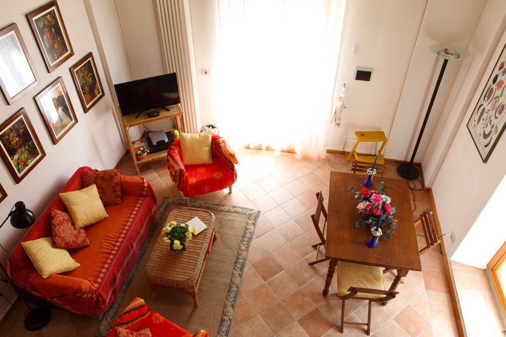 La Chiesina, the Chapel, in Tredozio, this house with swimming pool and garden, for two people, is available for holiday rental in Emilia Romagna at the border with Tuscany. 