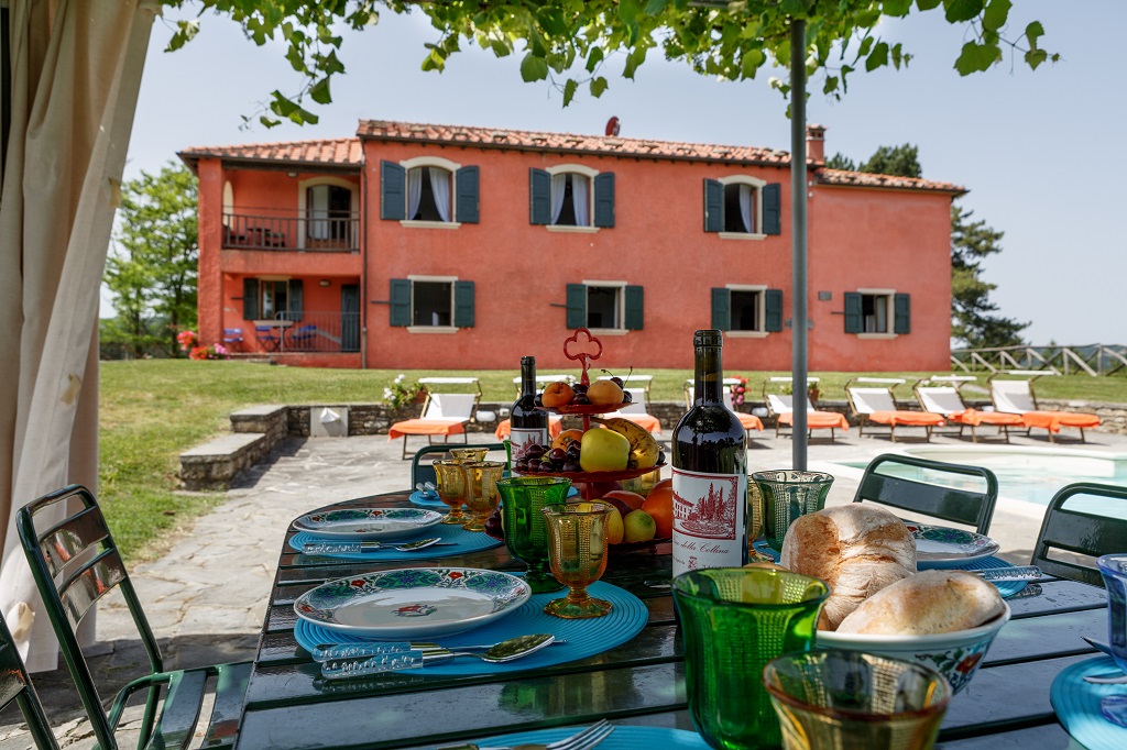 HOLIDAY-RENTAL-LA-COLLINACCIA-LUXURY-VILLA-WITH-SWIMMING-POOL-UP-TO-18-PEOPLE-EMILIA-ROMAGNA