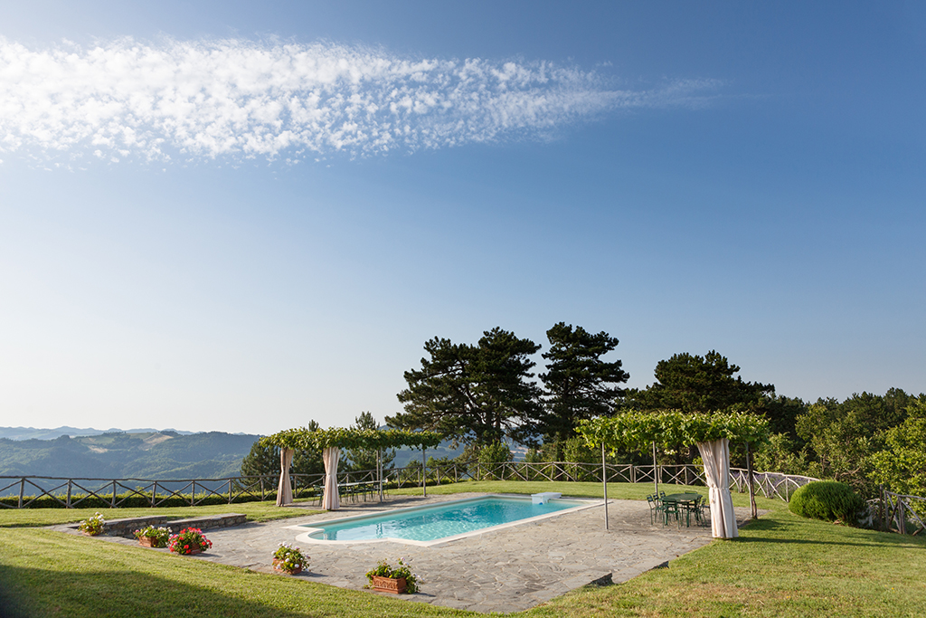 HOLIDAY-RENTAL-LA-COLLINACCIA-LUXURY-VILLA-WITH-SWIMMING-POOL-UP-TO-18-PEOPLE-EMILIA-ROMAGNA